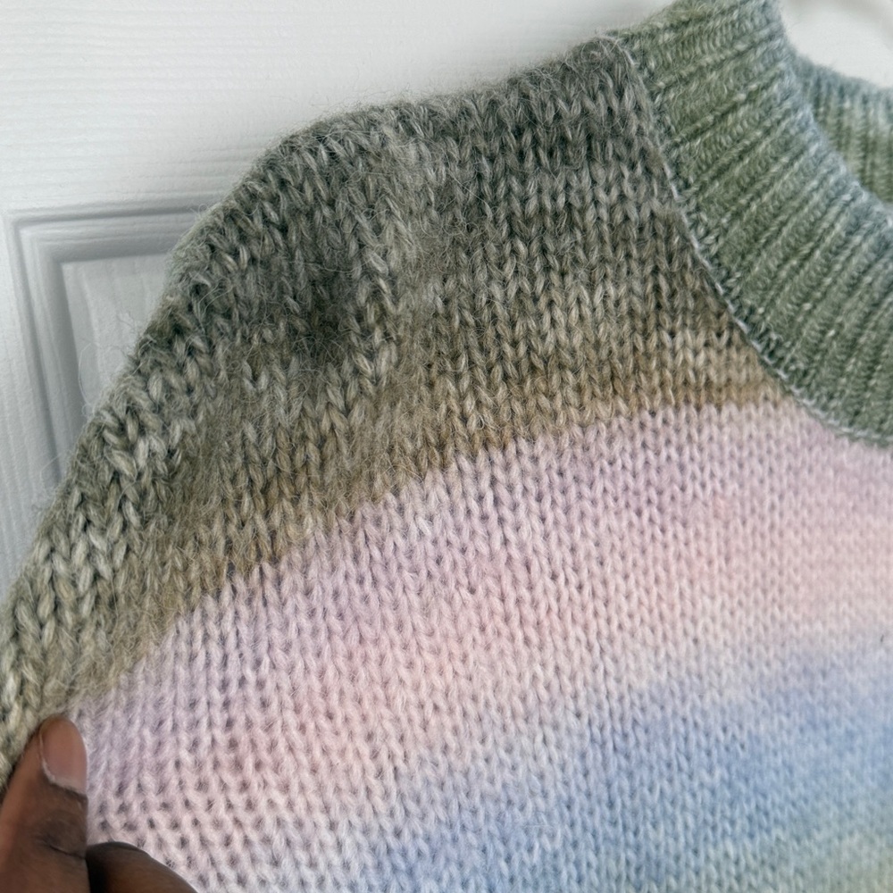 Ultra Flirt Women’s Multicolor Pastel Ombre Knit Sweater Size M - Picture 5 of 5